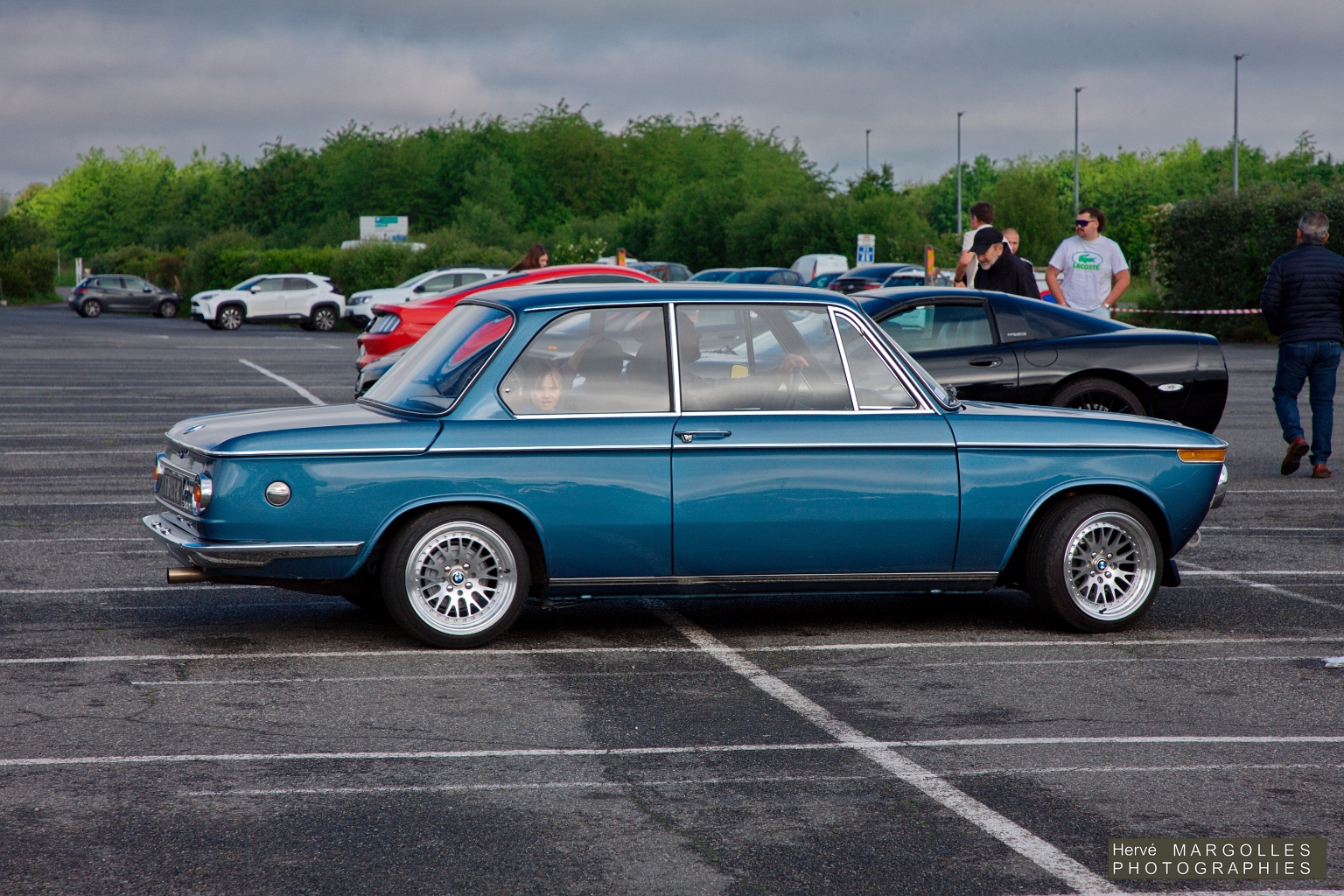 BMW 2002_01.jpg